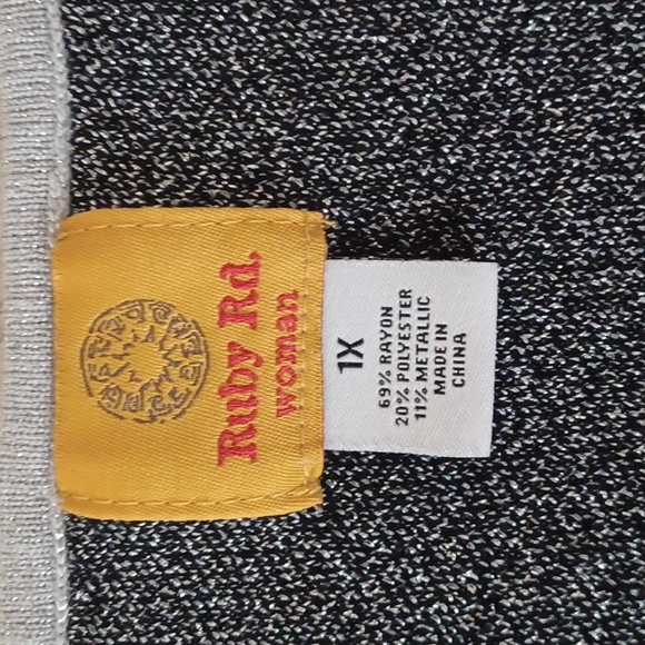 Ruby Rd. Sparkly Metallic Top - Picture 2 of 7